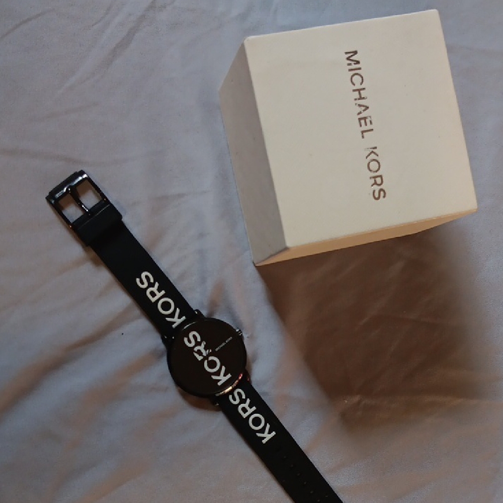 Michael Kors Black and Silver Men's Watch